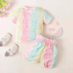 Pastel tie-dye romper with “Daddy’s little” print and matching bow belt — sweet, soft outfit for baby girls.