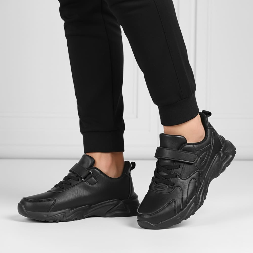 all-black-chunky-sneakers-styles-by-syl-4
