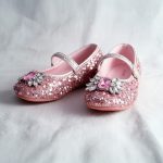 Girl’s pink glitter Mary Jane shoes with pink gemstone flower
